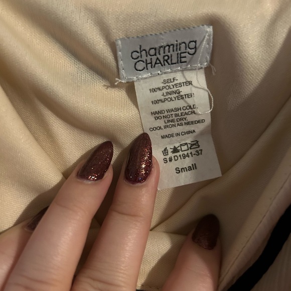 One-shoulder flutter sleeve geometric dress - Picture 6 of 6